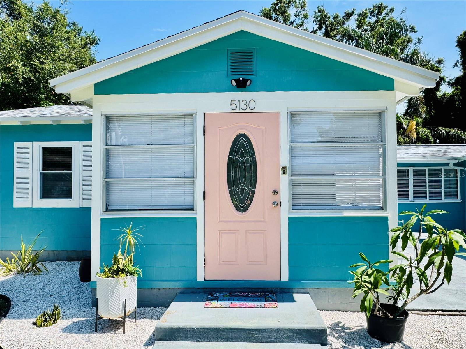Gulfport, FL 33707,5130 PINE GROVE TER S