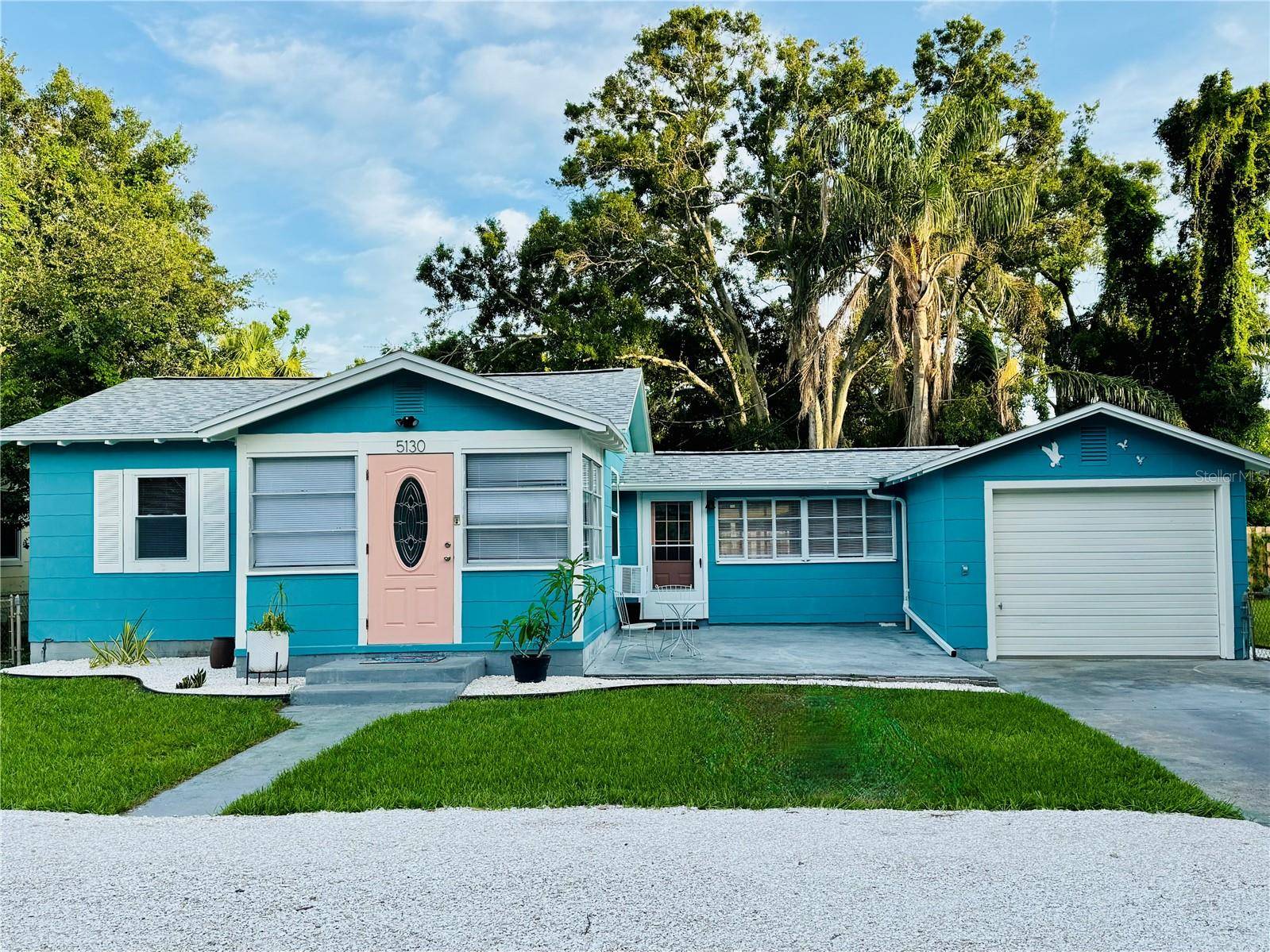 Gulfport, FL 33707,5130 PINE GROVE TER S