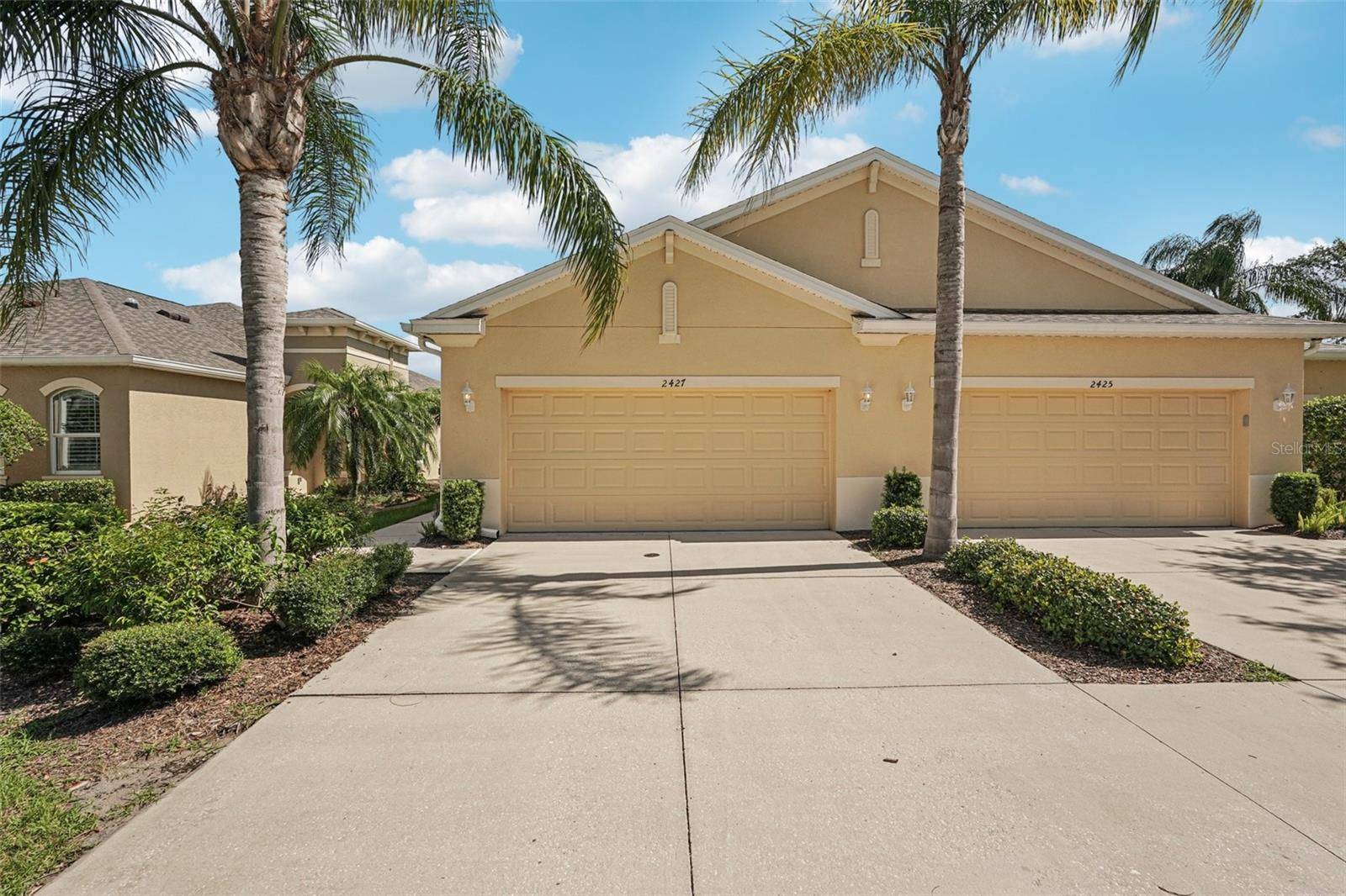 Sun City Center, FL 33573,2427 NOTTINGHAM GREENS DR