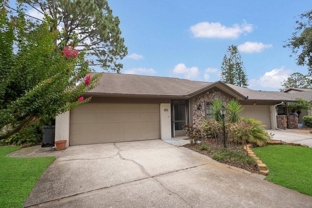 Tampa, FL 33624,3902 SHORESIDE CIR