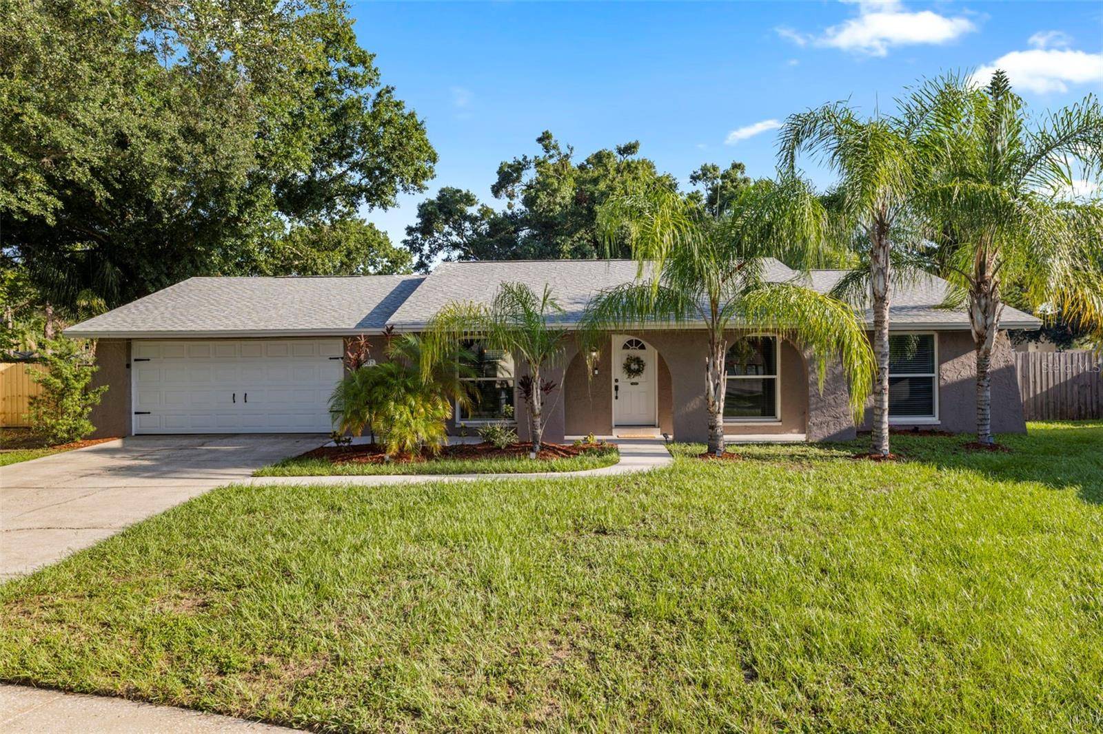 Tampa, FL 33624,4307 FOXGLEN LN