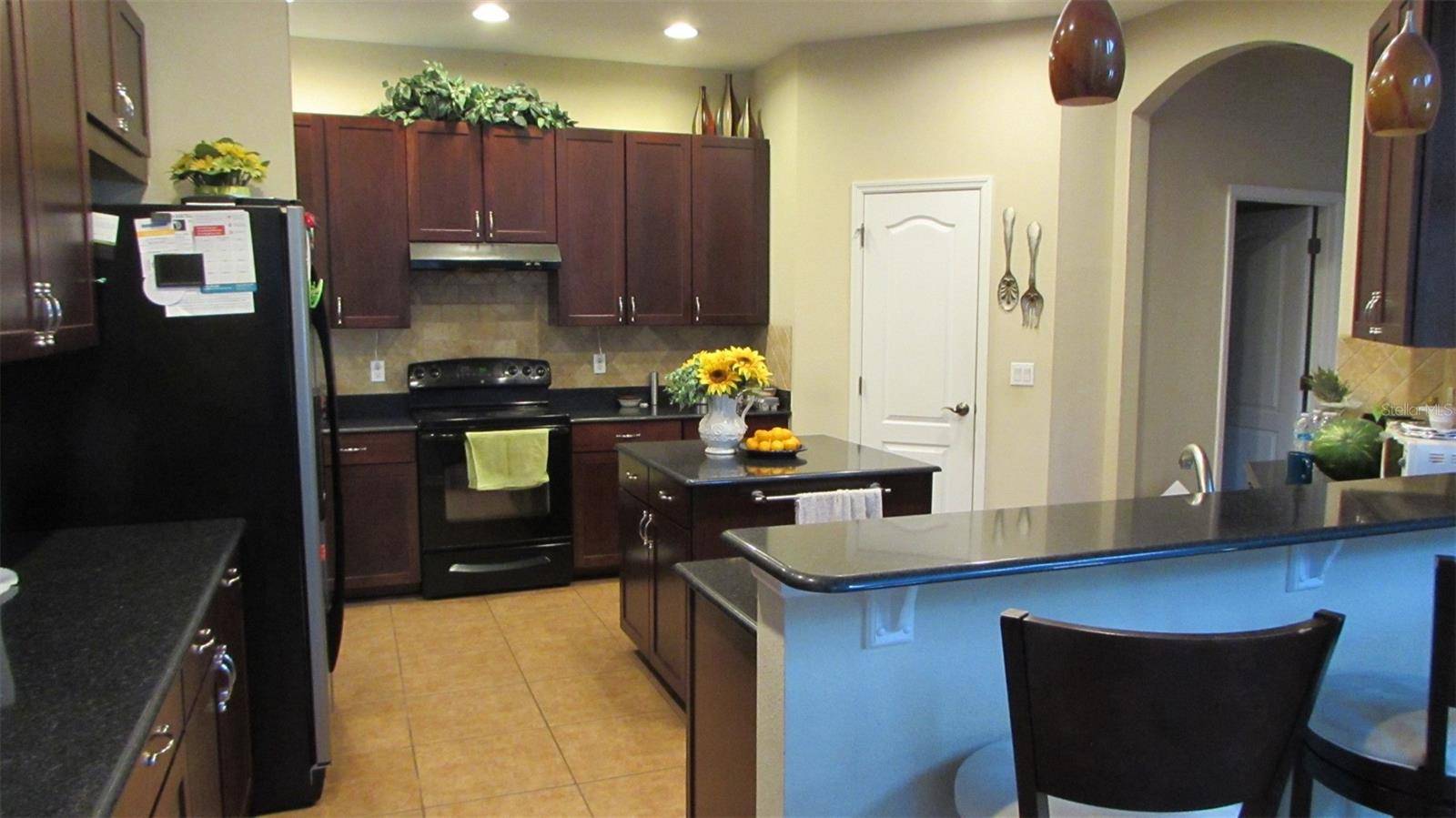 Windermere, FL 34786,6832 THORNHILL CIR