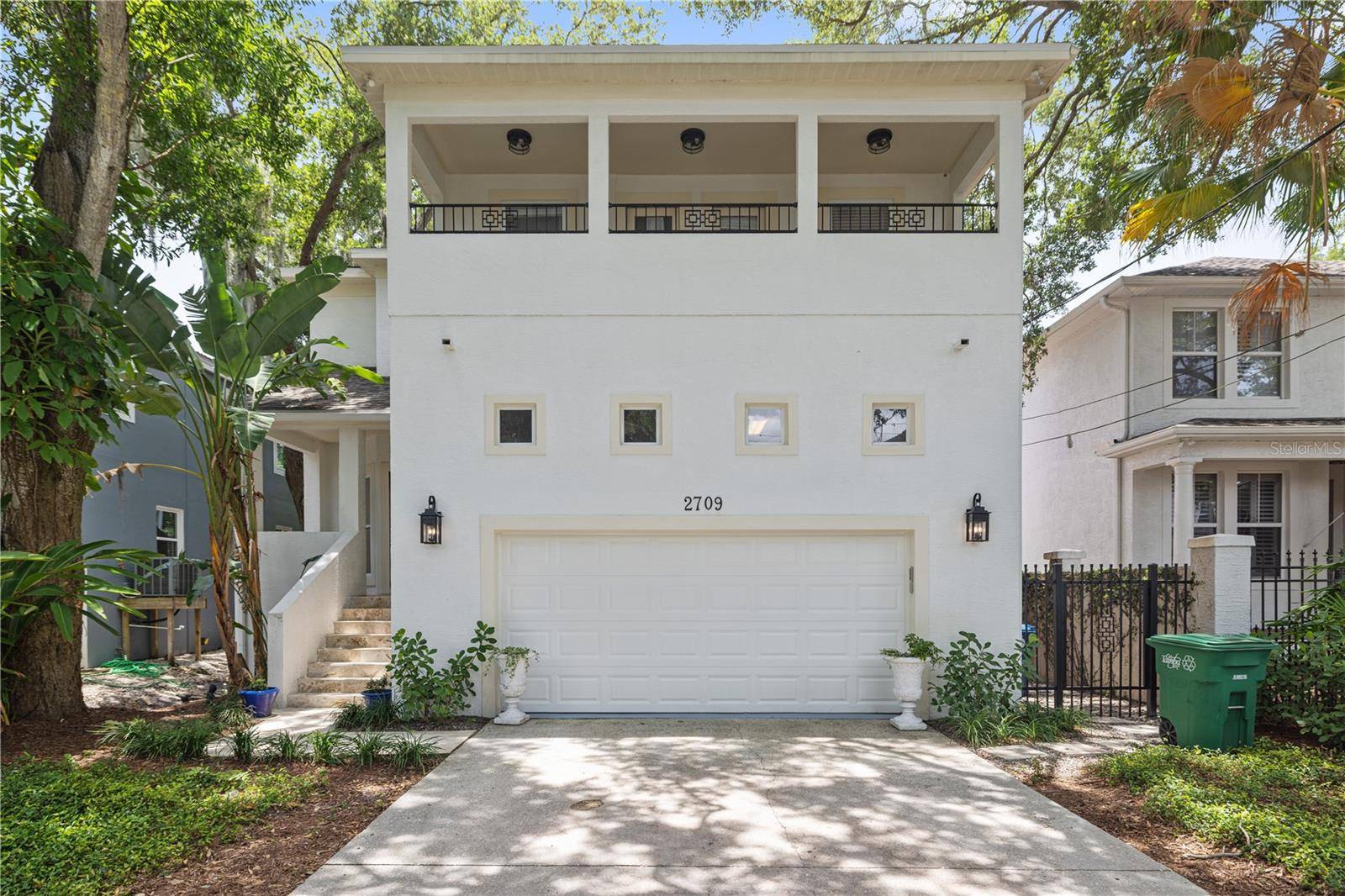 Tampa, FL 33611,2709 W BAY AVE