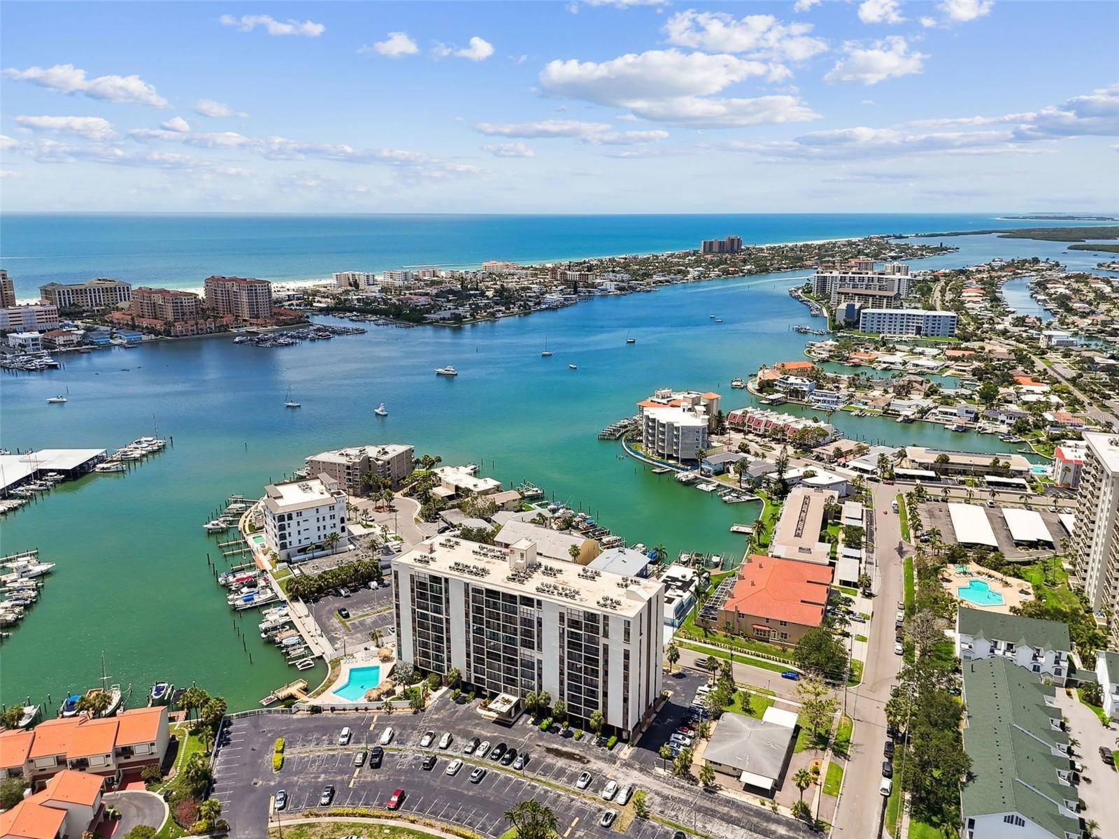 Clearwater Beach, FL 33767,255 DOLPHIN PT #207