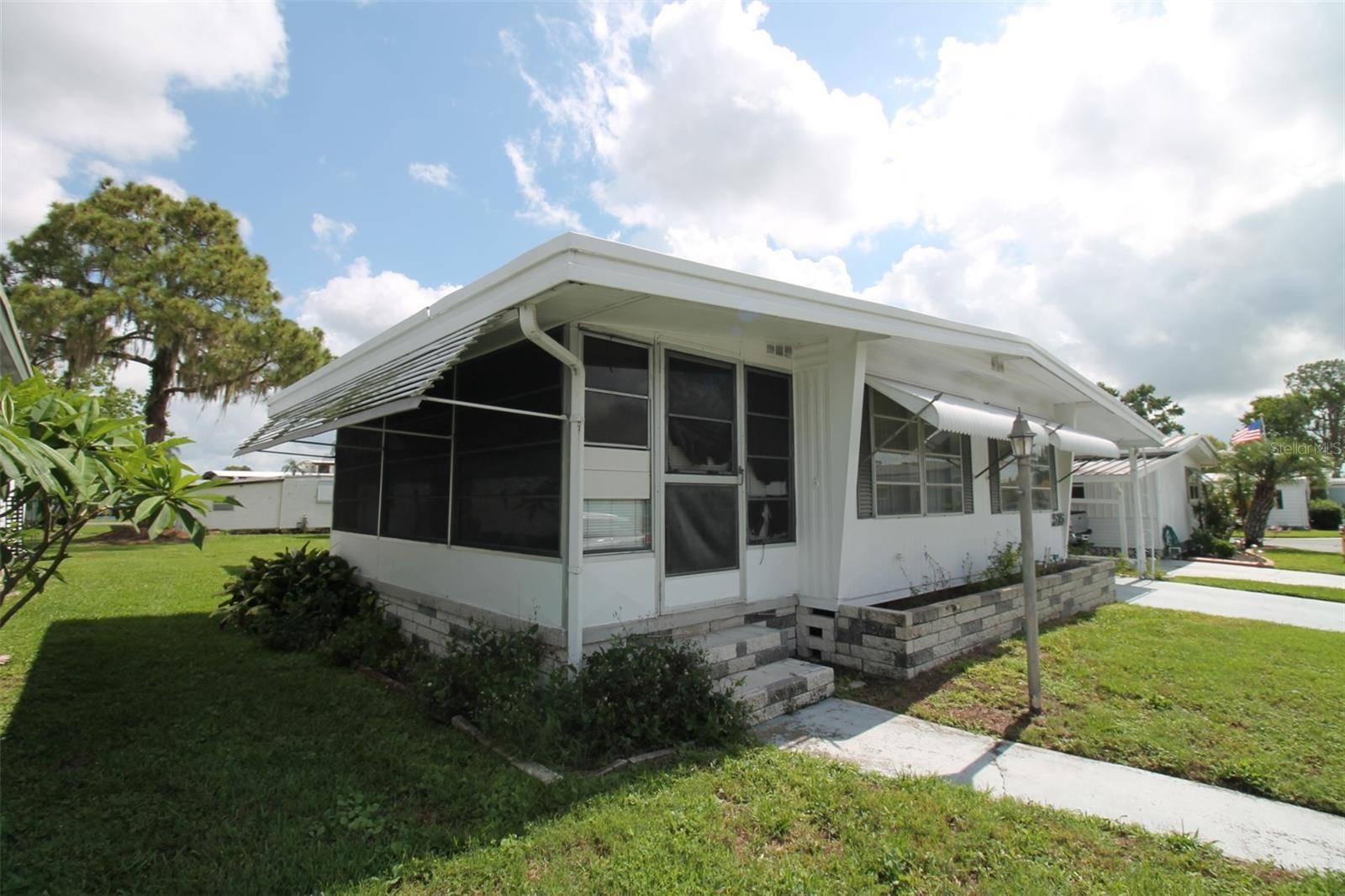 Lakeland, FL 33809,515 CASSANDRA LN