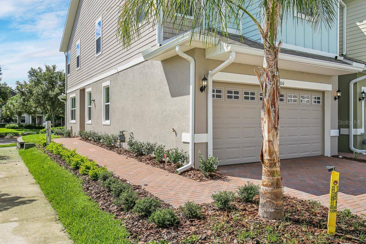 Lithia, FL 33547,5806 SPOTTED HARRIER WAY