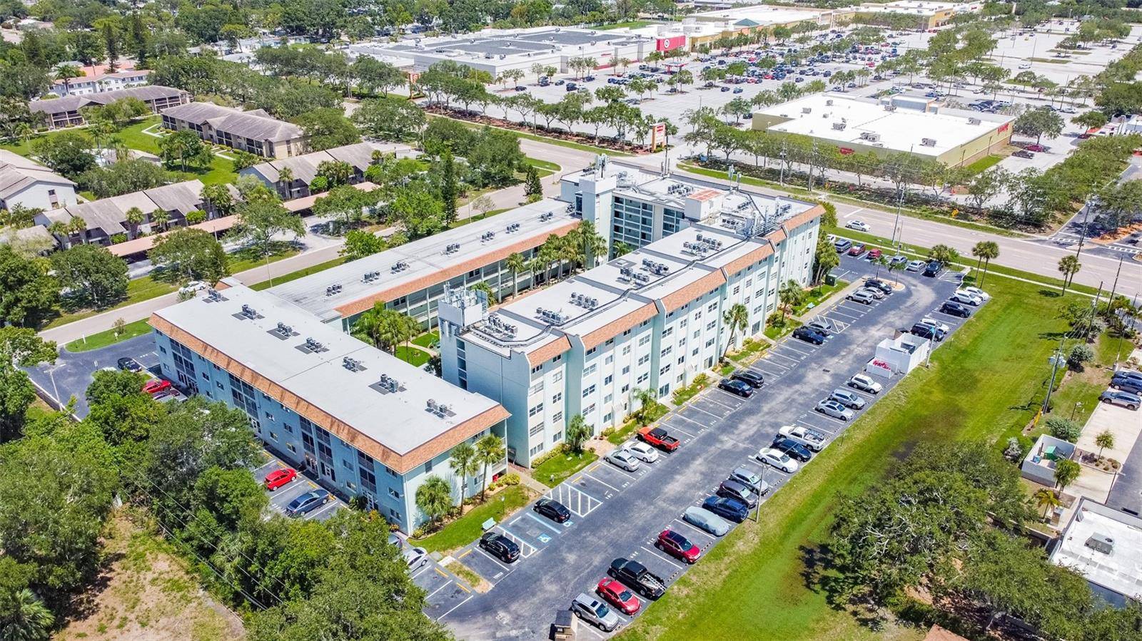 St Petersburg, FL 33702,801 83RD AVE N #412