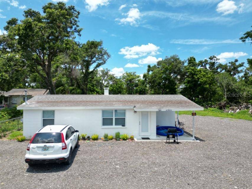 Dade City, FL 33525,11907 FRONTAGE RD
