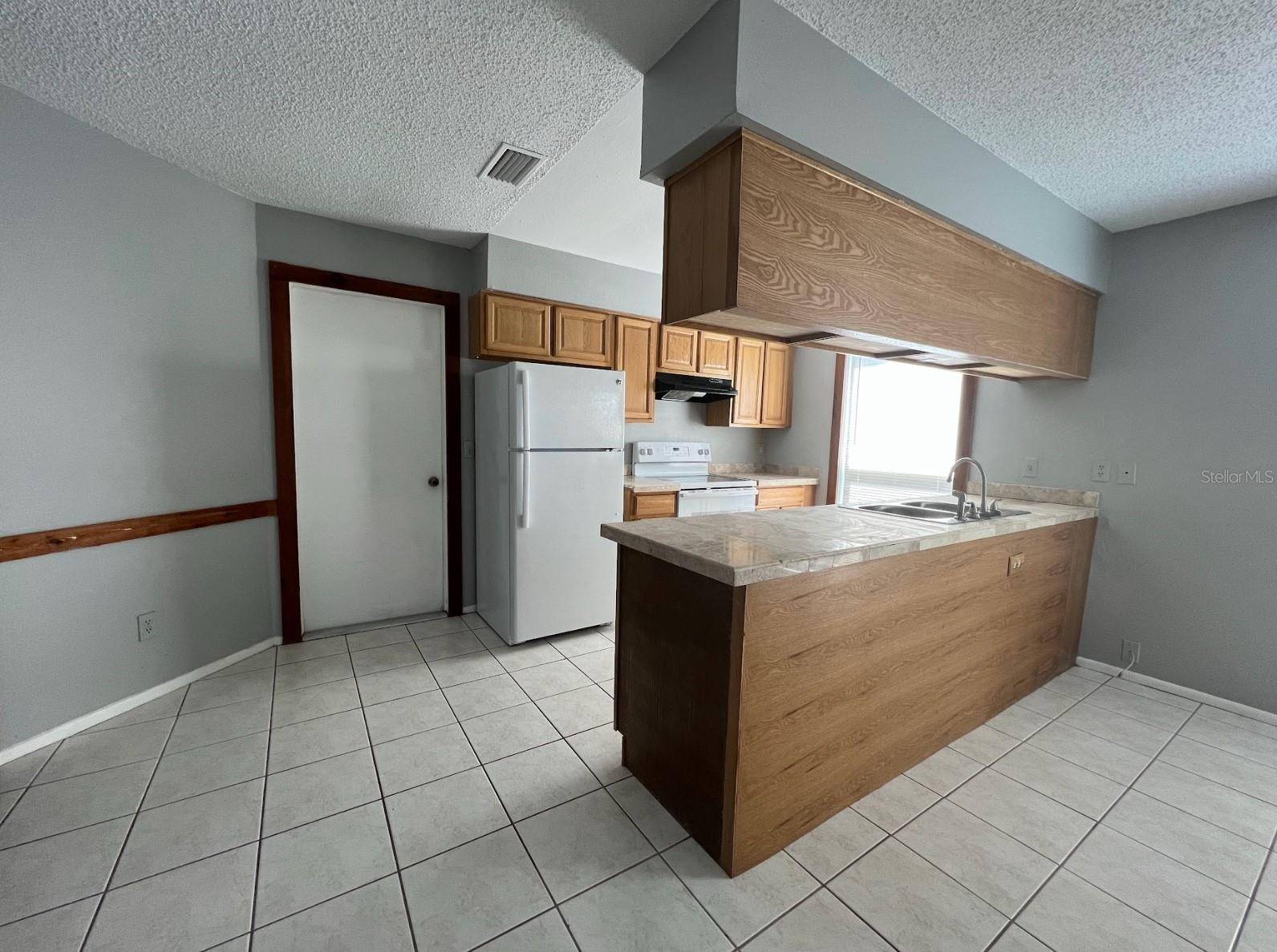 Clearwater, FL 33763,1890 SETON CT