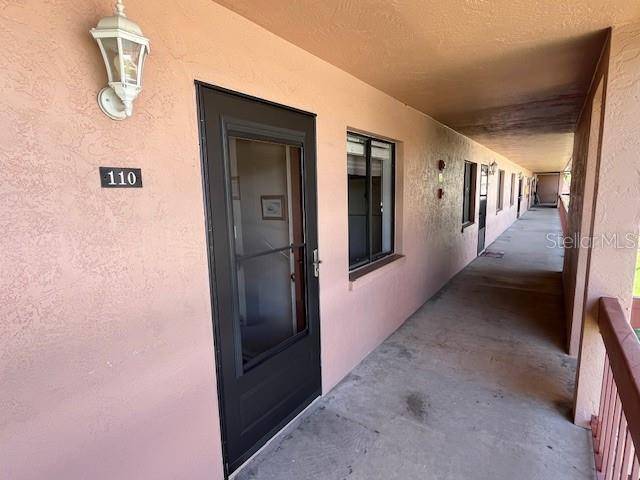 Oldsmar, FL 34677,110 LAKESIDE CT #110
