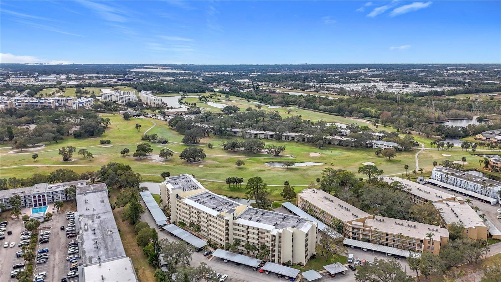 Largo, FL 33771,225 COUNTRY CLUB DR #1506