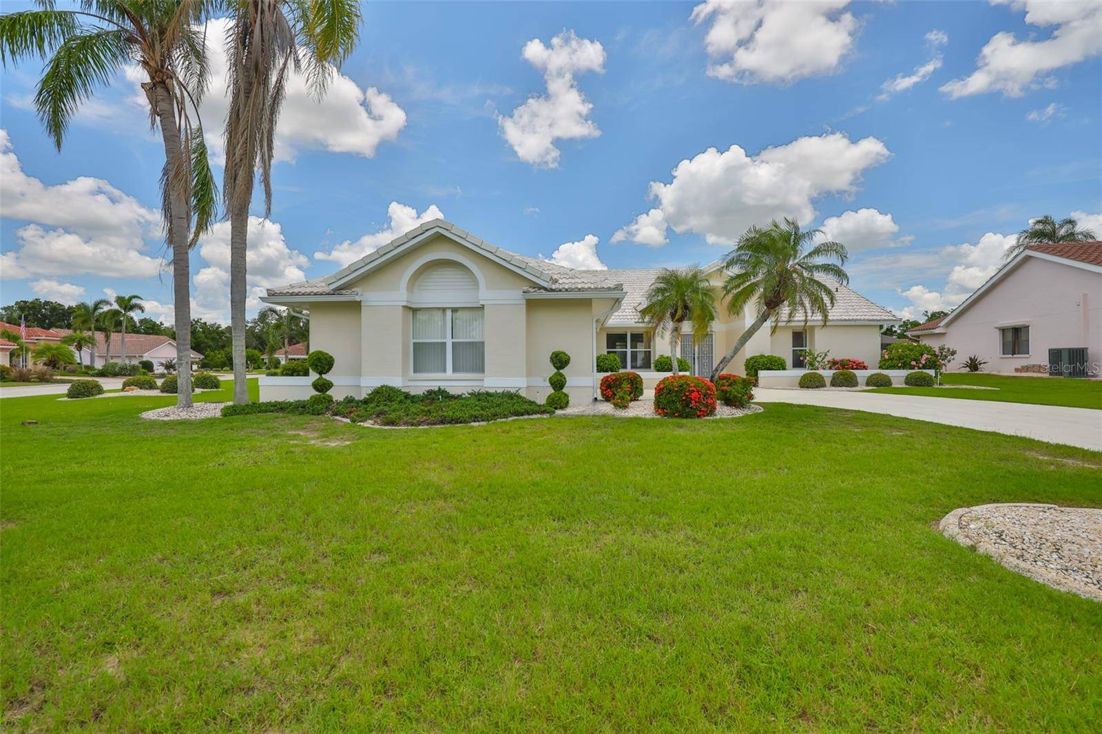 Sun City Center, FL 33573,602 DEEP LAKE LN