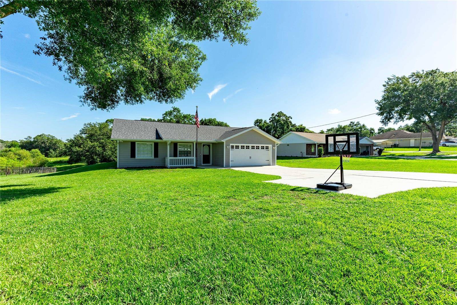 Dade City, FL 33525,37113 WALDO DR