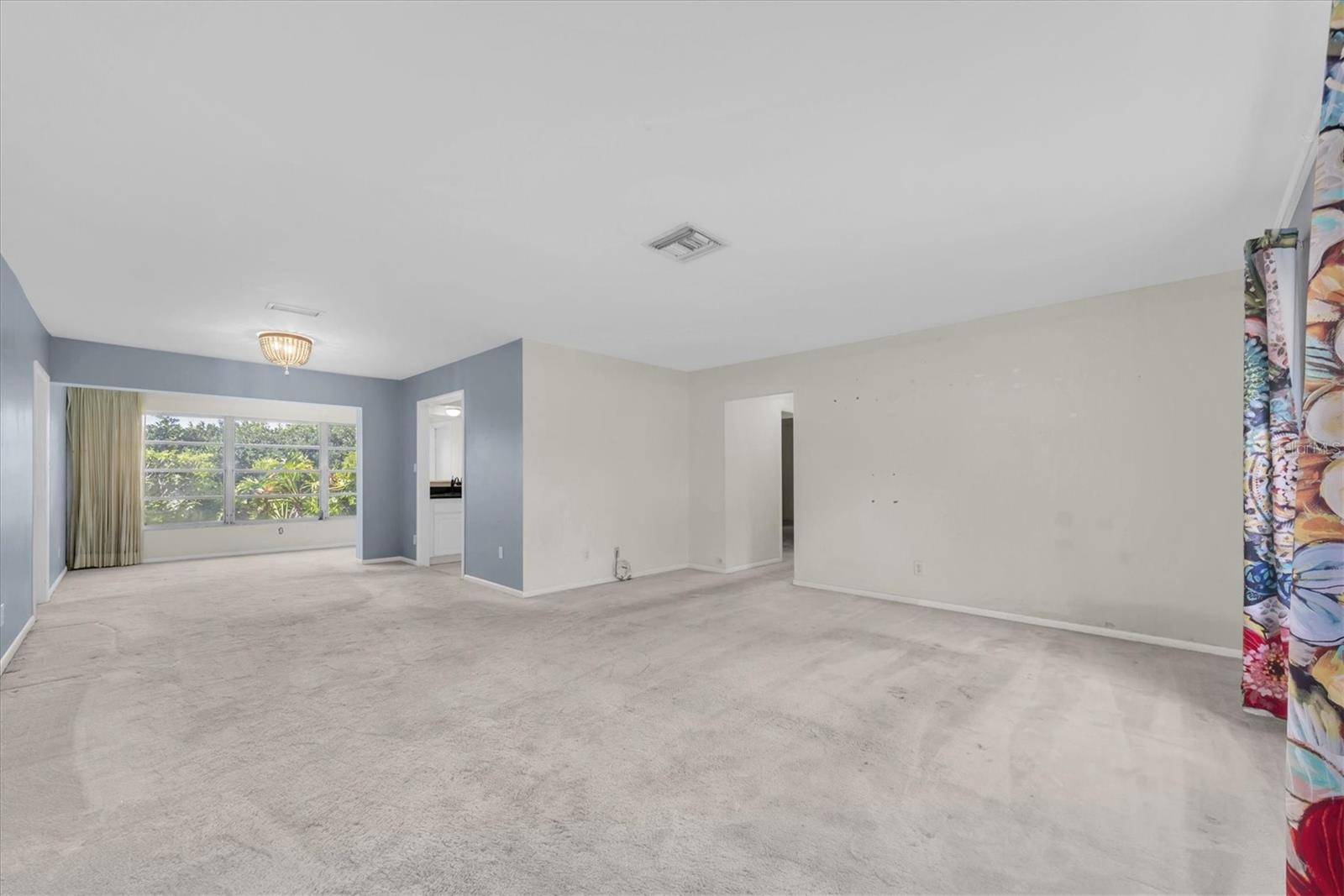 Seminole, FL 33777,8451 CANDLEWOOD RD #8451