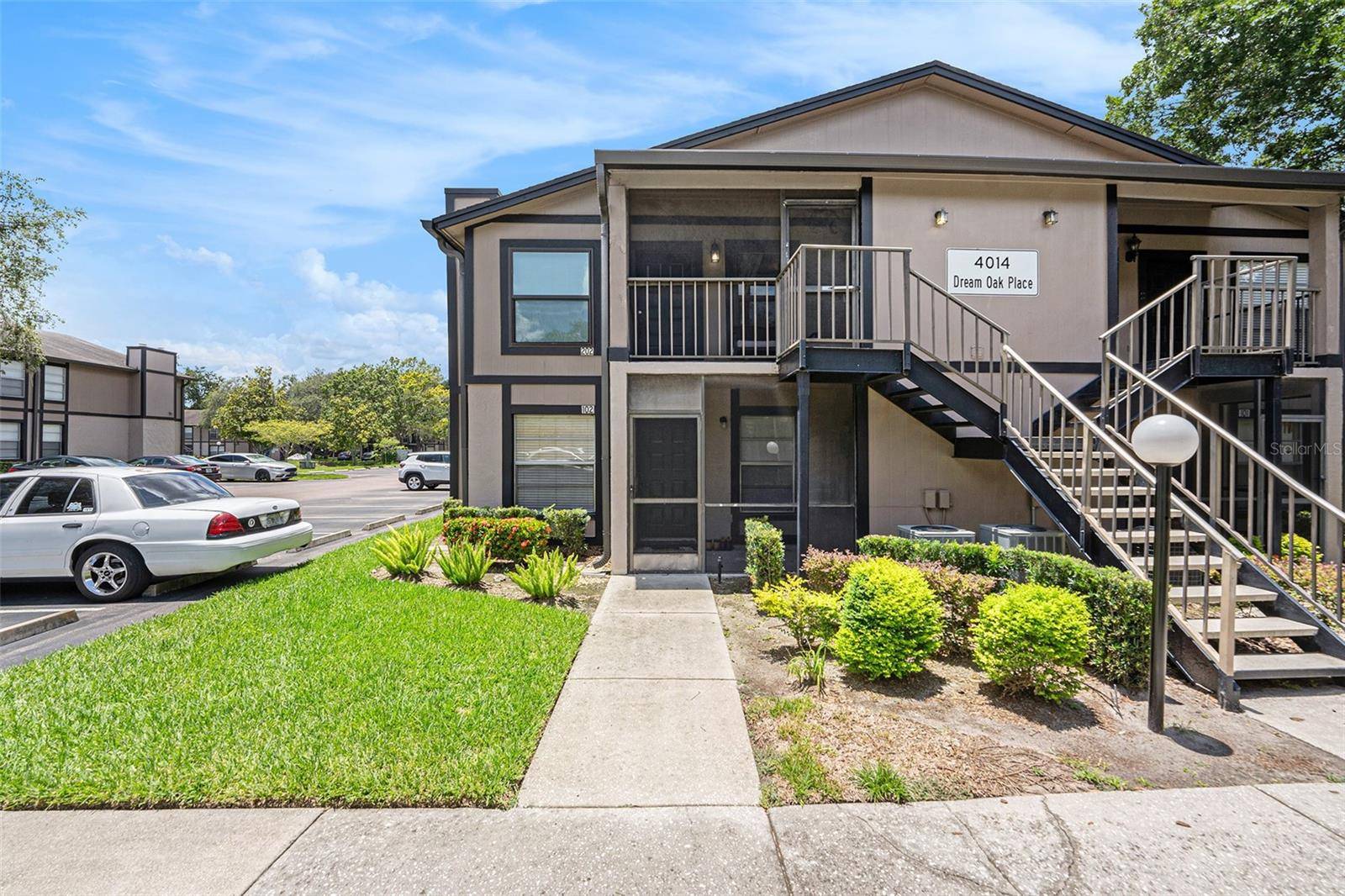 Tampa, FL 33613,4014 DREAM OAK PL #202