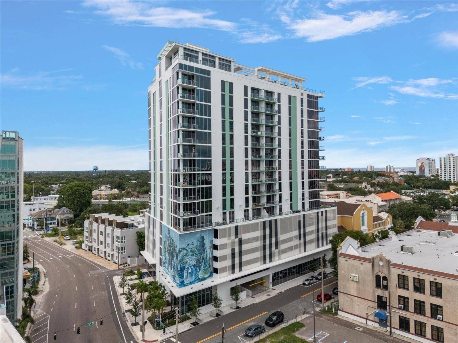 St Petersburg, FL 33701,777 3RD AVE N #1304