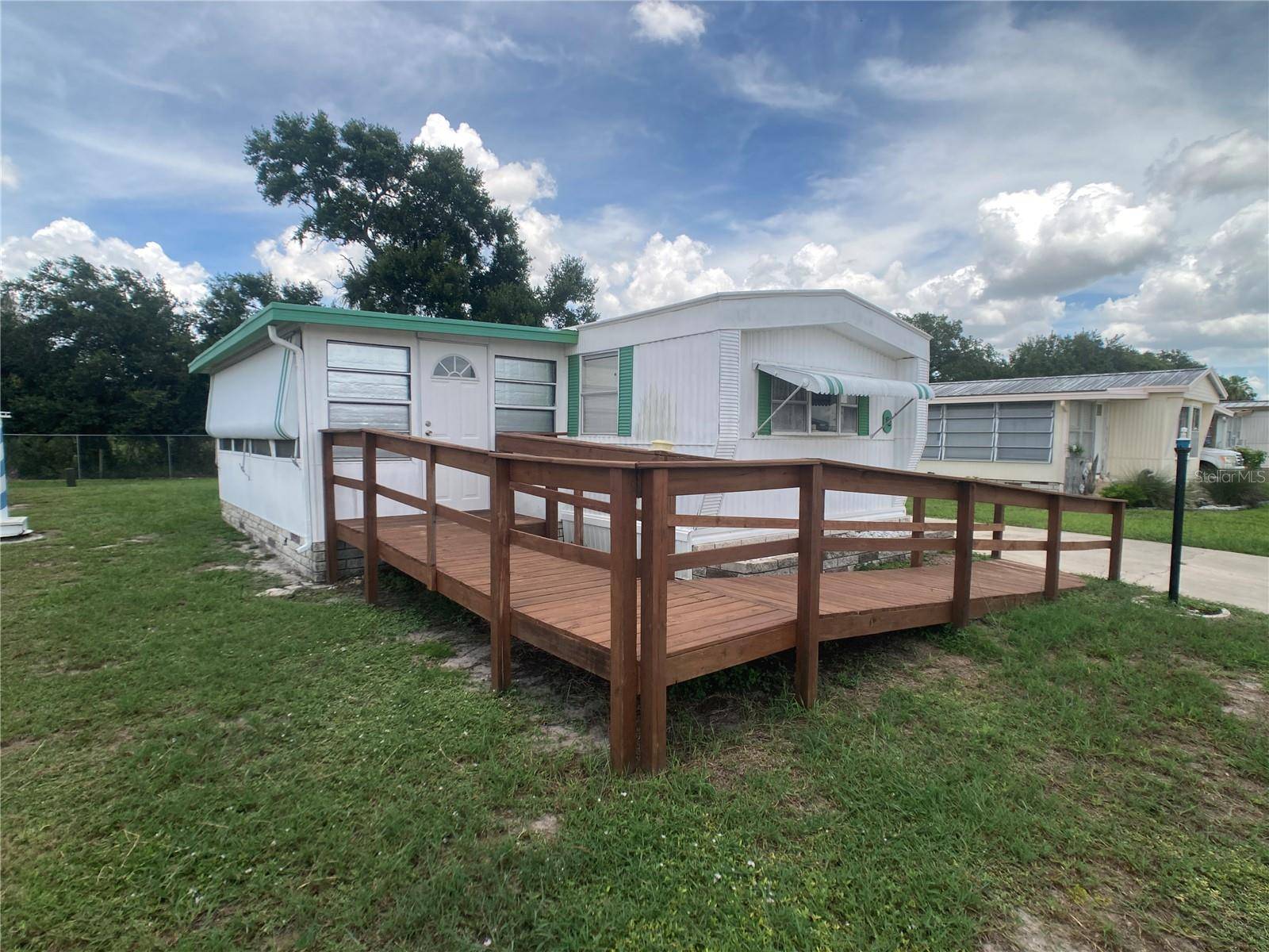 Ruskin, FL 33570,1710 7TH ST SW #82
