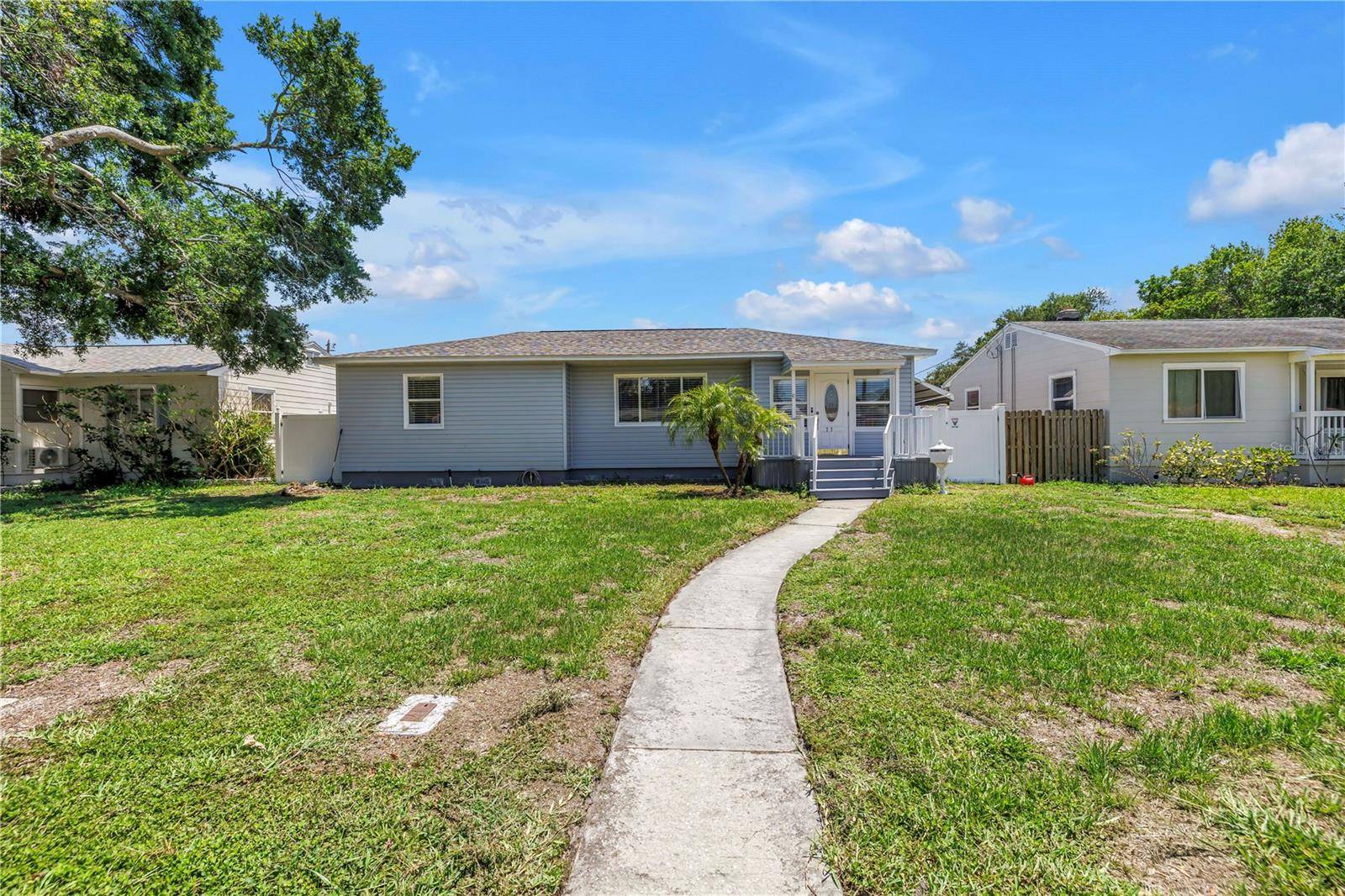 St Petersburg, FL 33703,774 40TH AVE NE
