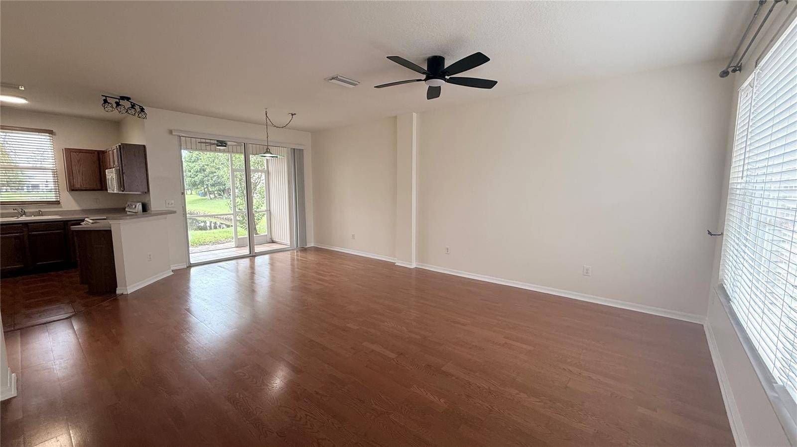 Tampa, FL 33635,12287 COUNTRY WHITE CIR