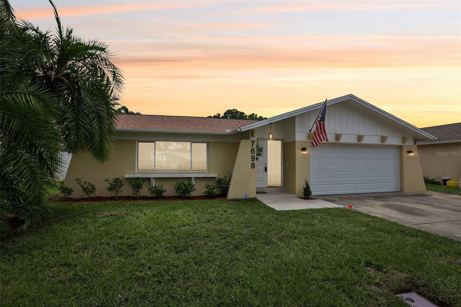St Petersburg, FL 33709,7698 CARDIFF CT