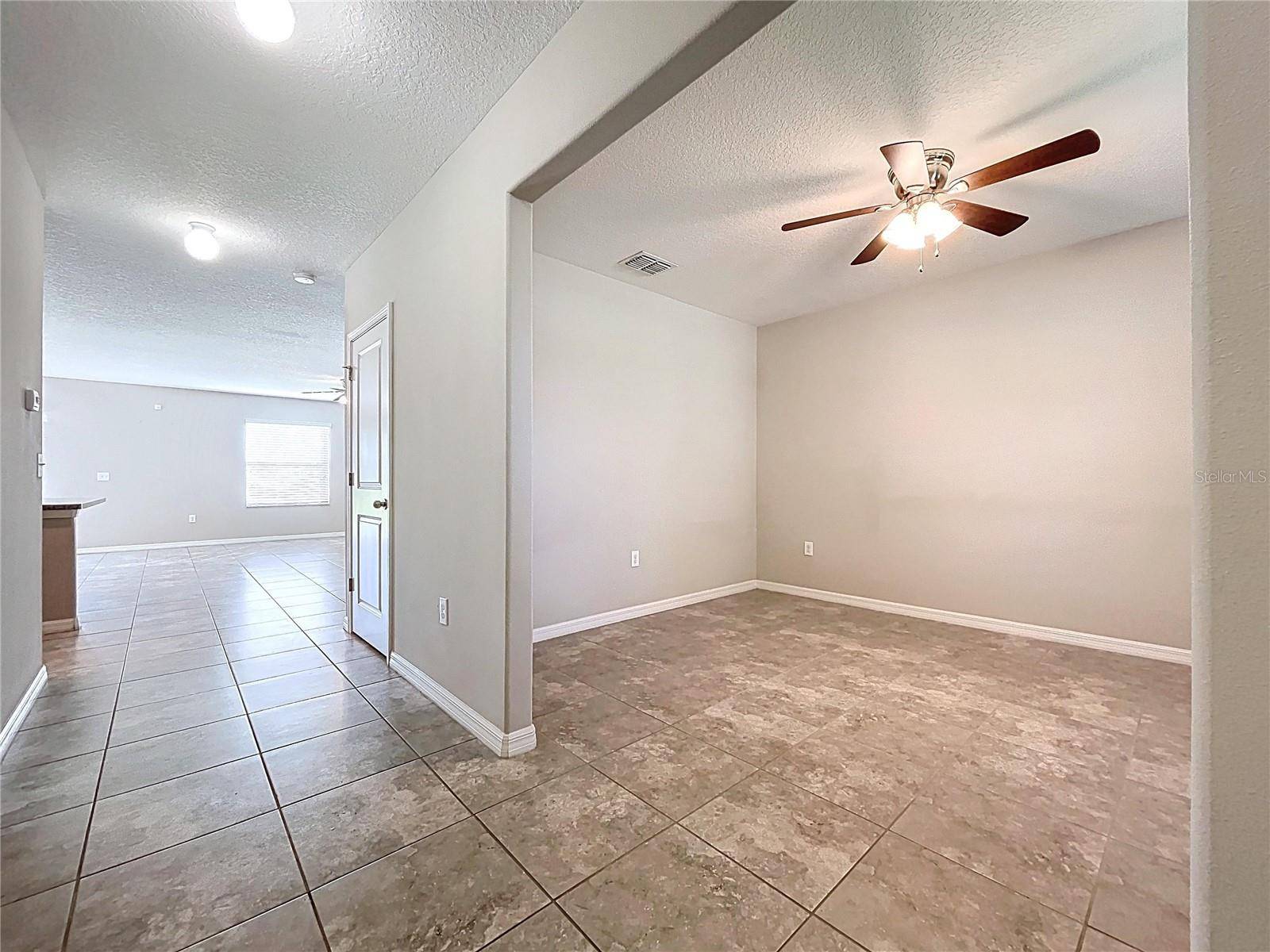 Ruskin, FL 33573,8515 HUNTERS FORK LOOP