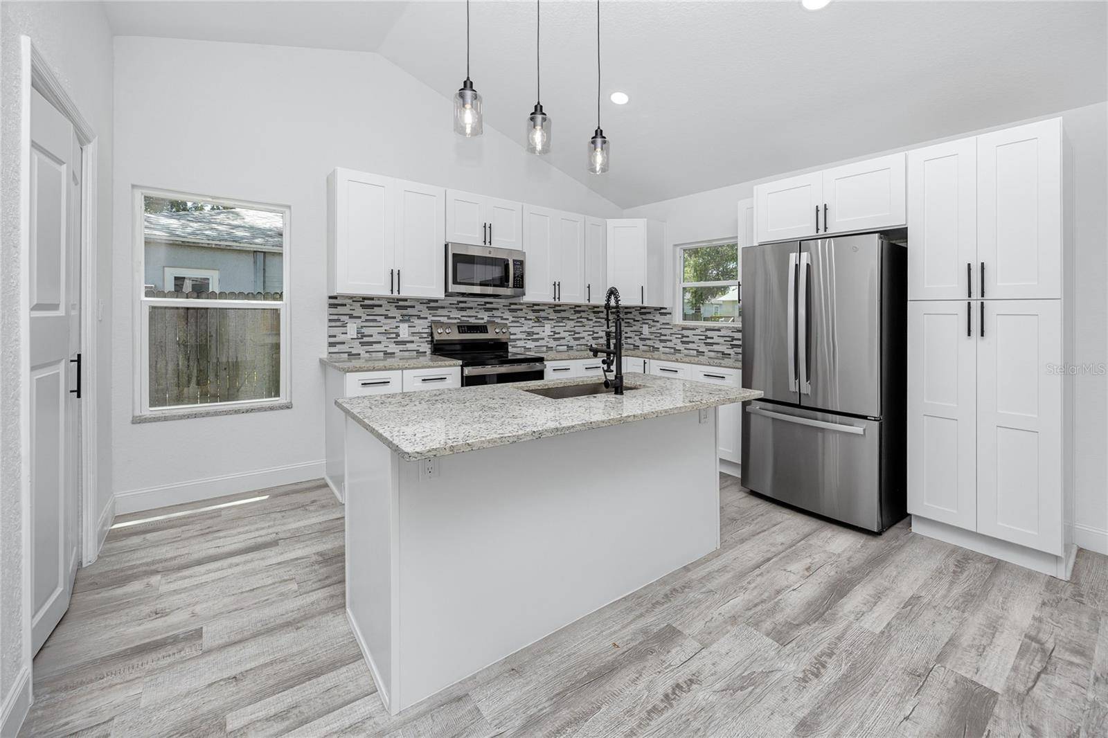 St Petersburg, FL 33713,2859 38TH AVE N