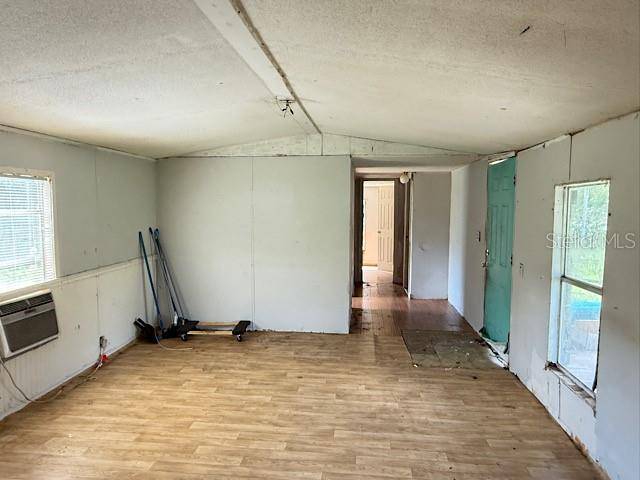 Weeki Wachee, FL 34613,7312 WESTVIEW CT