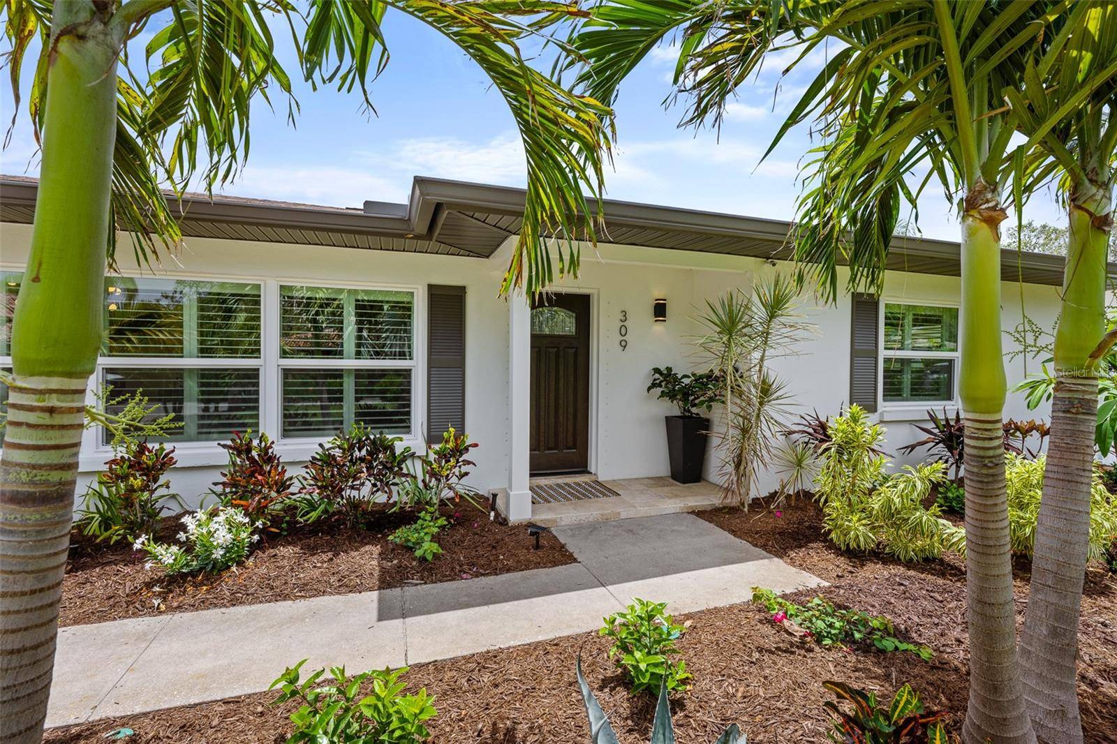Largo, FL 33770,309 PALMETTO LN