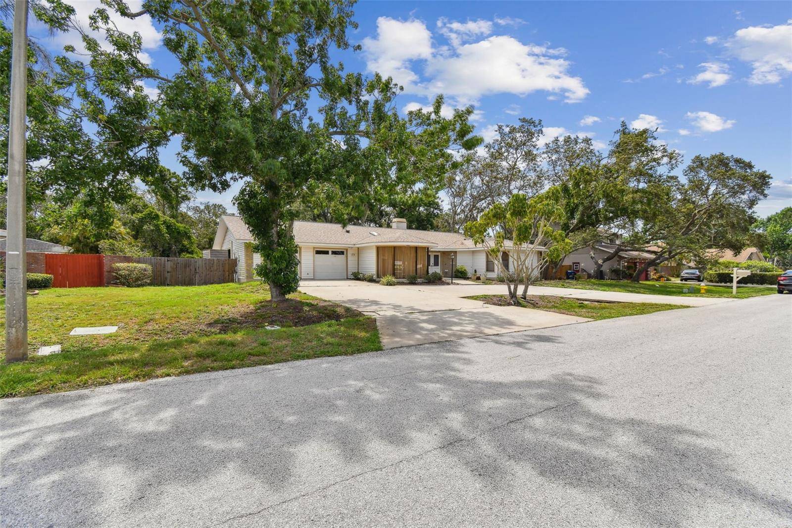 Largo, FL 33774,10265 130TH ST