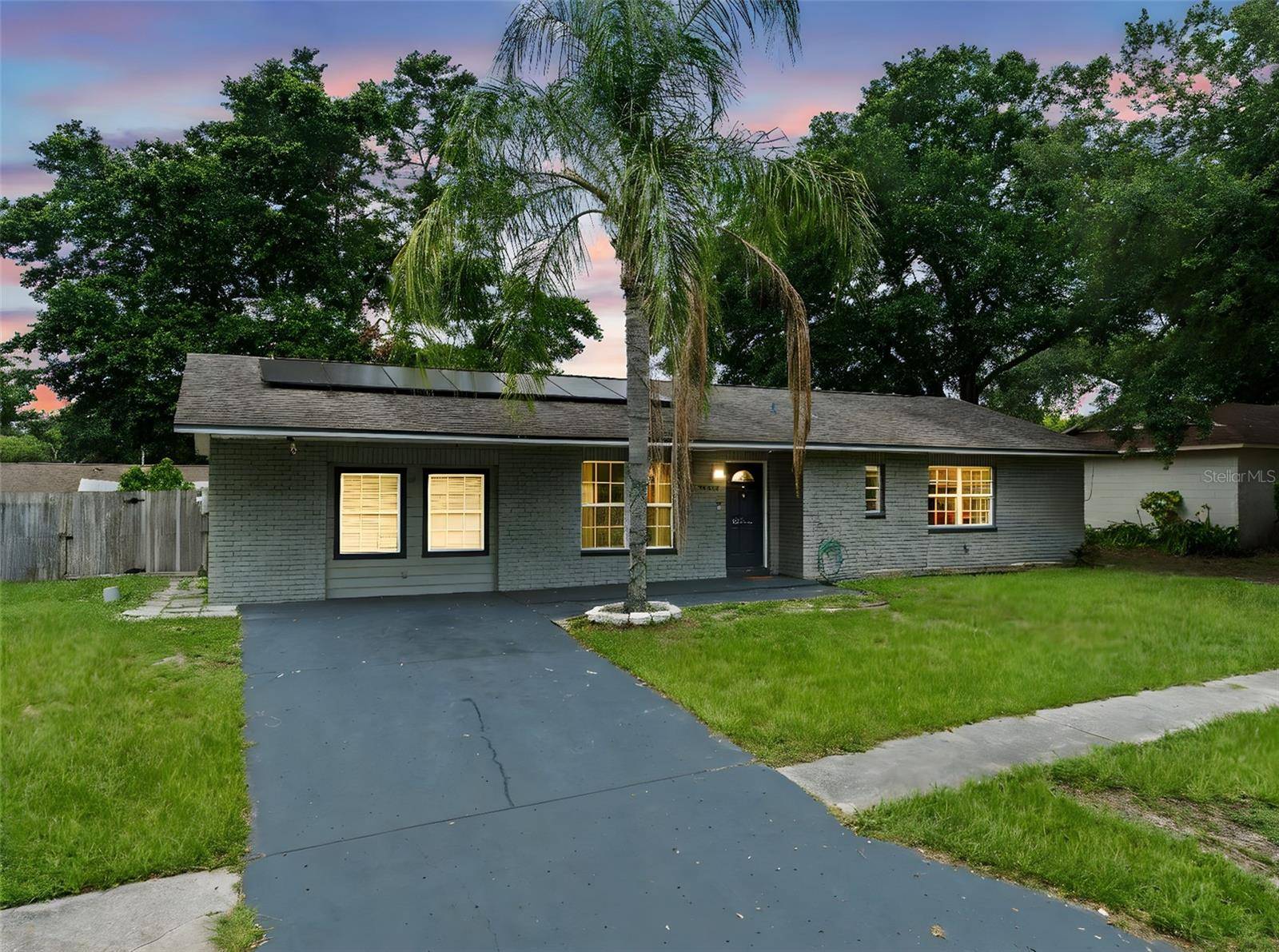 Seffner, FL 33584,4906 PRESIDENTIAL ST