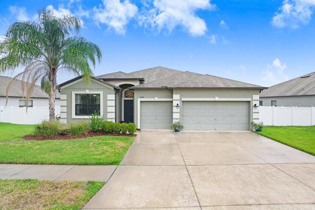 Zephyrhills, FL 33541,6620 PADEN WHEEL ST
