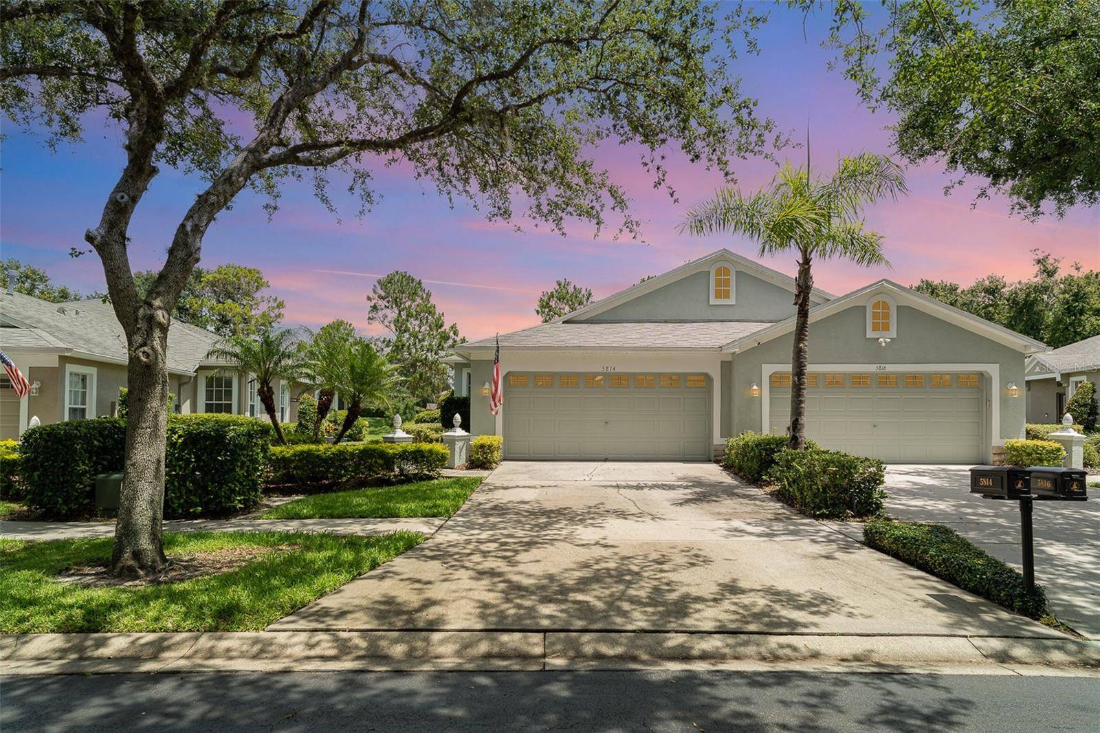 Lithia, FL 33547,5814 HERONPARK PL