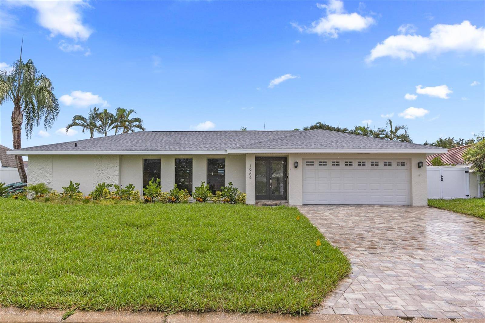 St Petersburg, FL 33702,1964 TANGLEWOOD DR NE