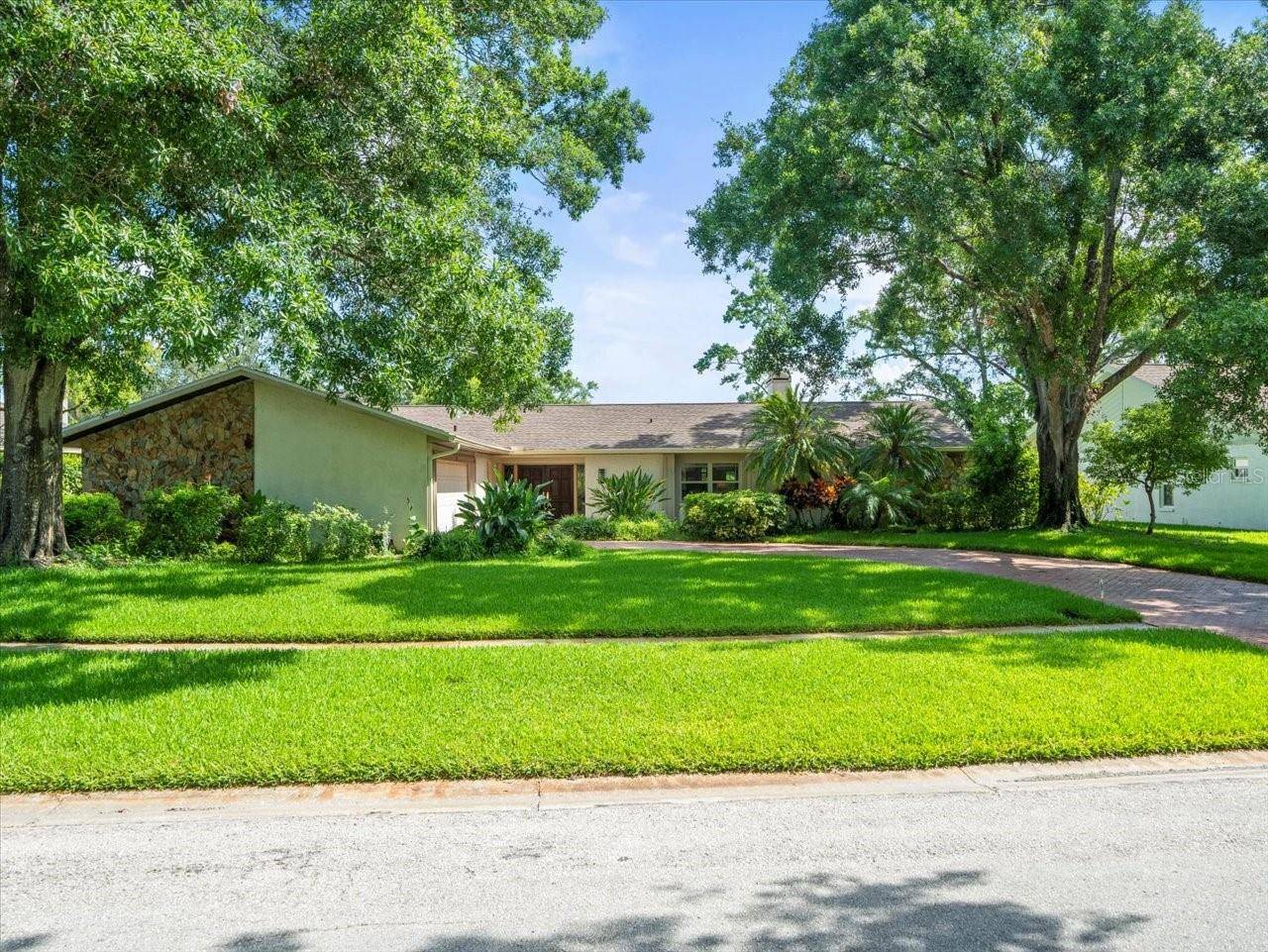 Tampa, FL 33618,4209 WINDING WILLOW DR