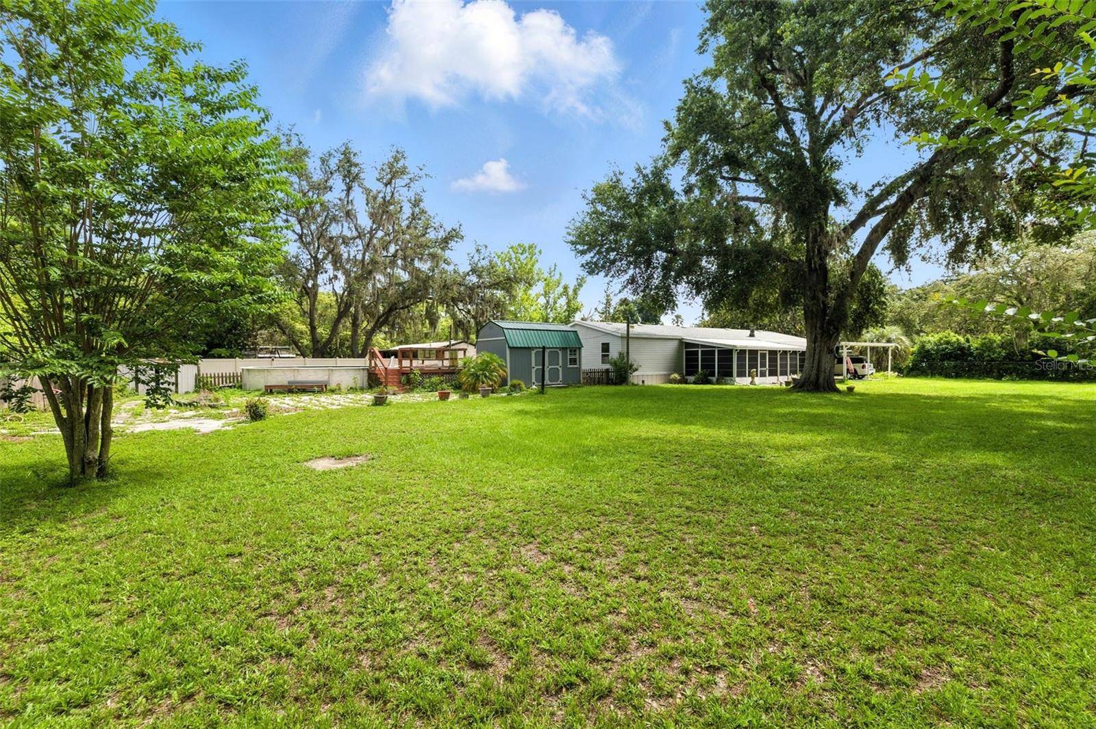 Zephyrhills, FL 33542,4537 THORNTON DR