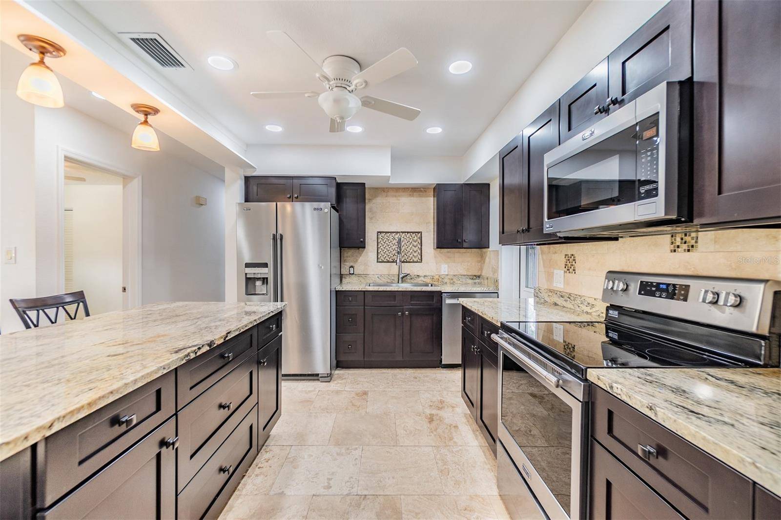 Dunedin, FL 34698,954 DUMONT DR