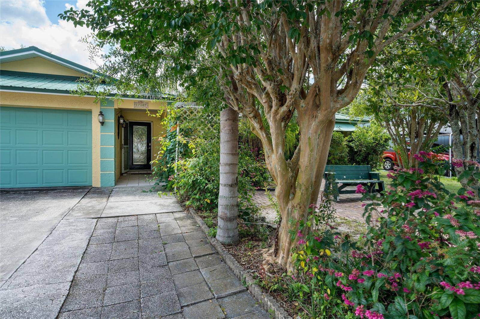Lutz, FL 33549,17807 FALLOWFIELD DR