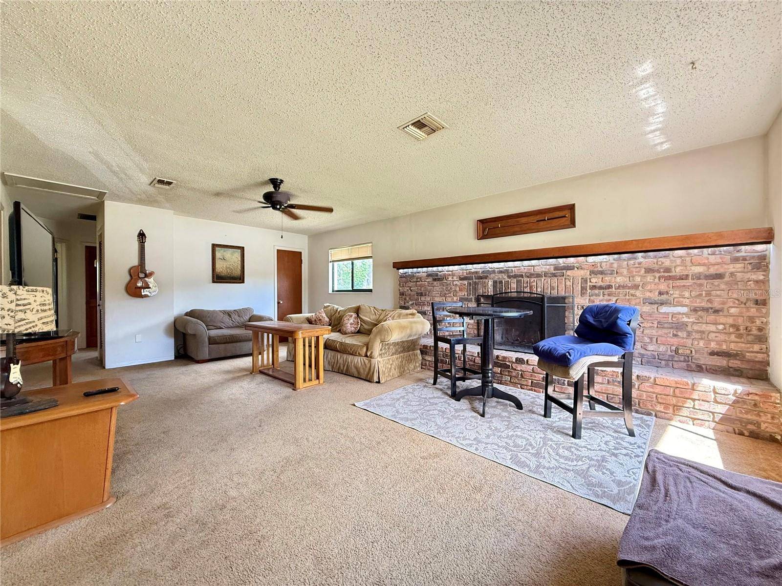 St Petersburg, FL 33709,6285 52ND CT N