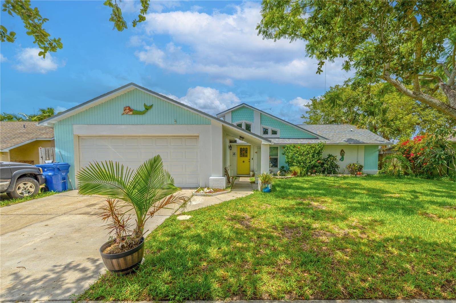 Holiday, FL 34691,2533 BLOSSOM LAKE DR