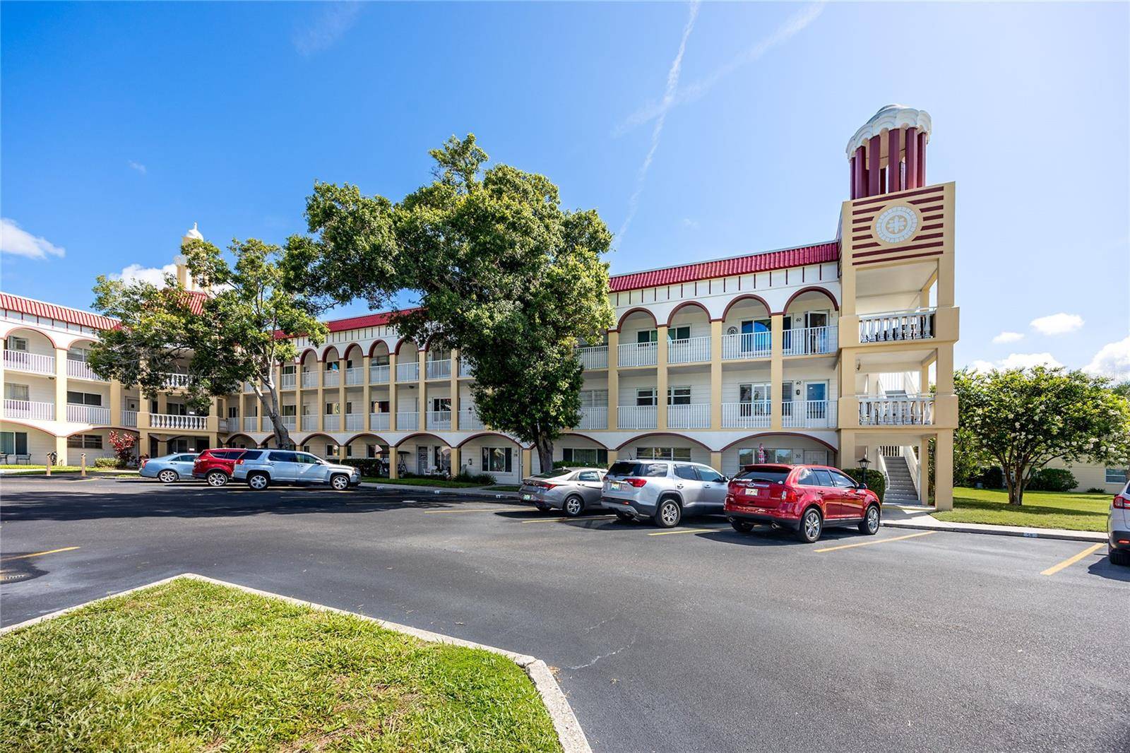 Clearwater, FL 33763,2430 FLORENTINE WAY #40