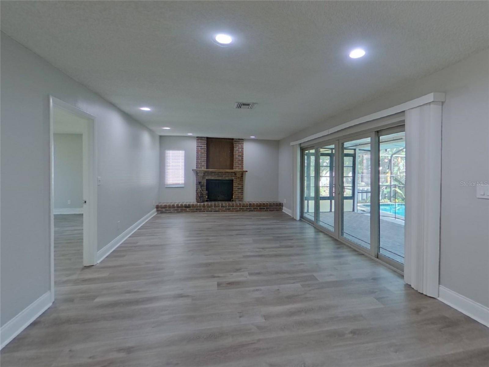 Largo, FL 33770,3083 HICKORY DR