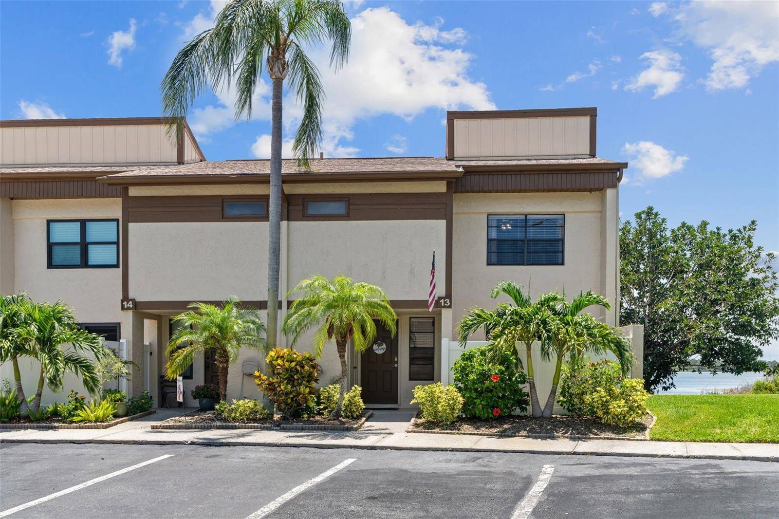 Seminole, FL 33772,9209 SEMINOLE BLVD #13