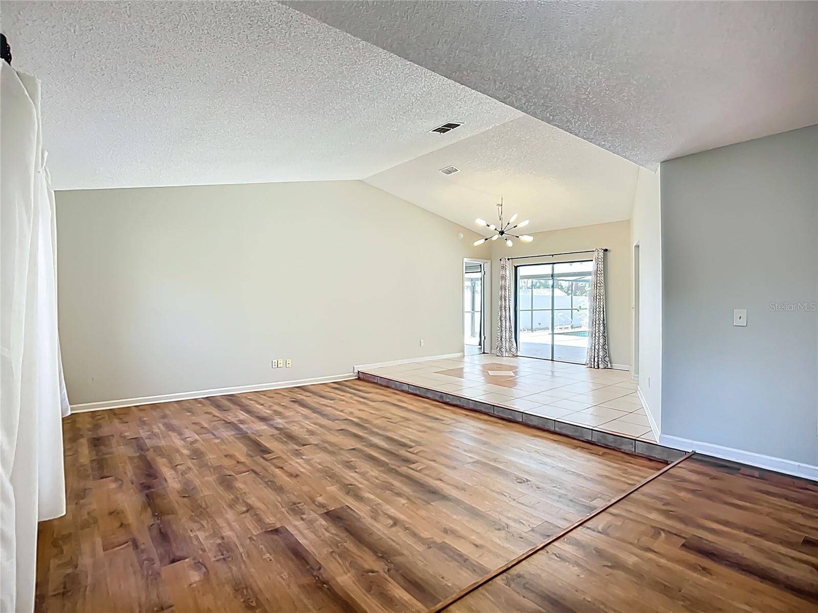 Valrico, FL 33596,1623 CARTER OAKS DR