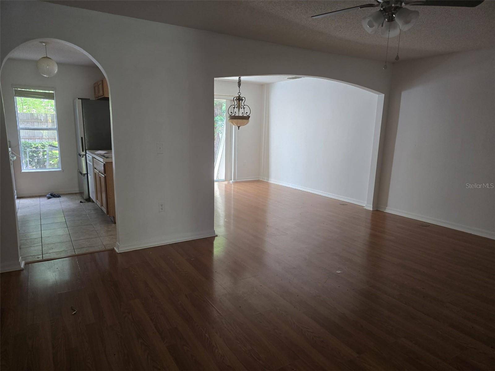 Tampa, FL 33610,9958 ASHBURN LAKE DR