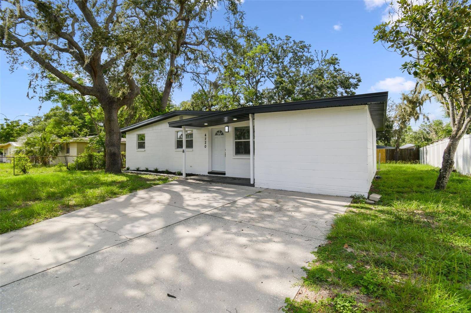 Tampa, FL 33617,4220 E REGNAS AVE