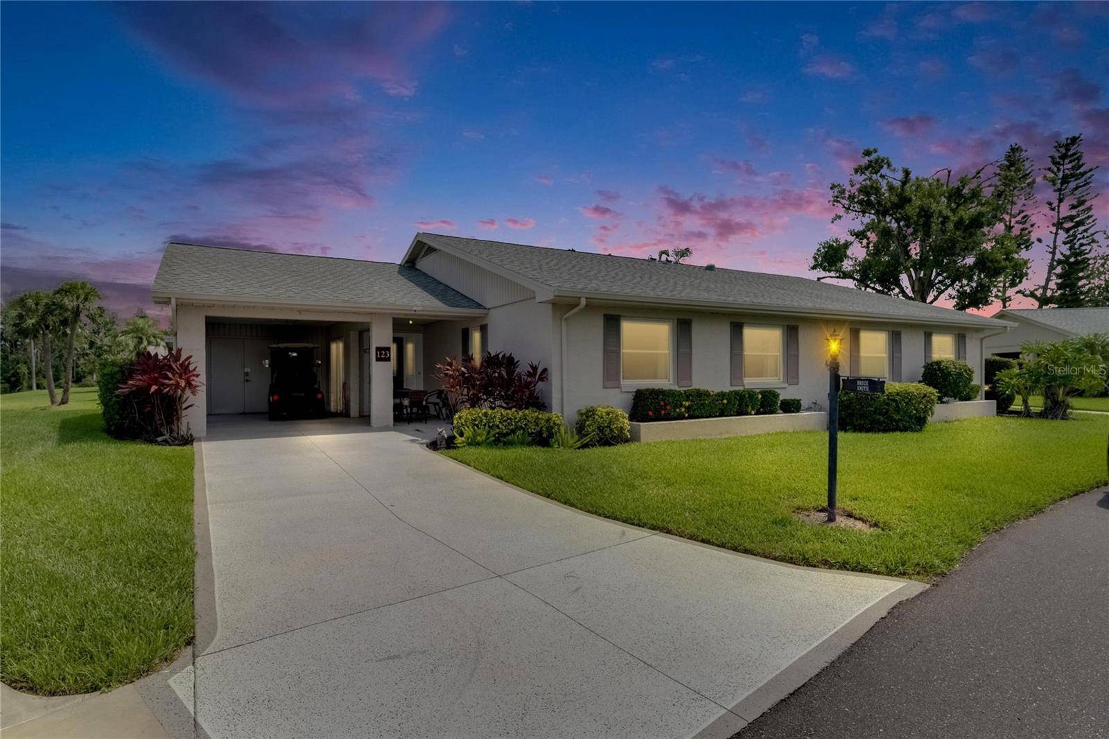 Sun City Center, FL 33573,123 GLENDOWER CIR #123
