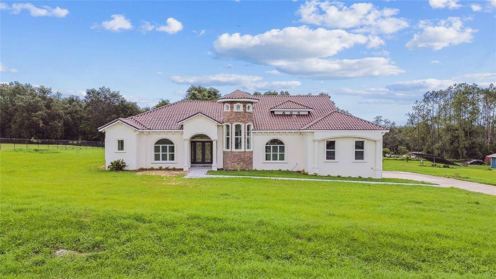 Seffner, FL 33584,6707 JOSIE DR