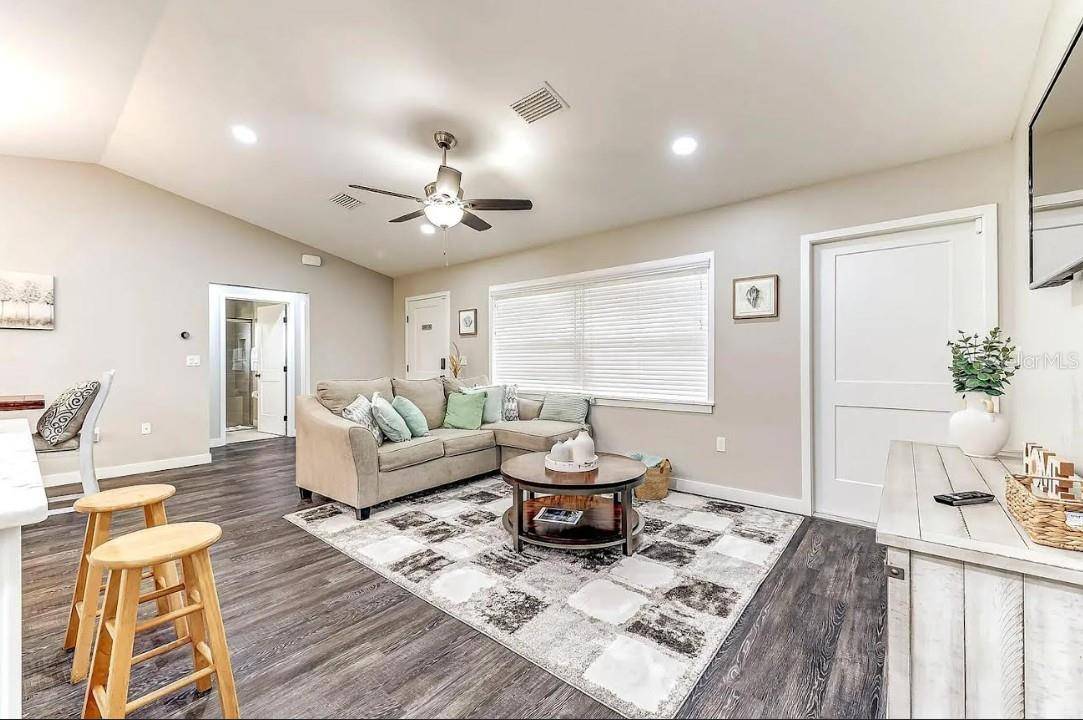 Sebring, FL 33870,220 KITE AVE