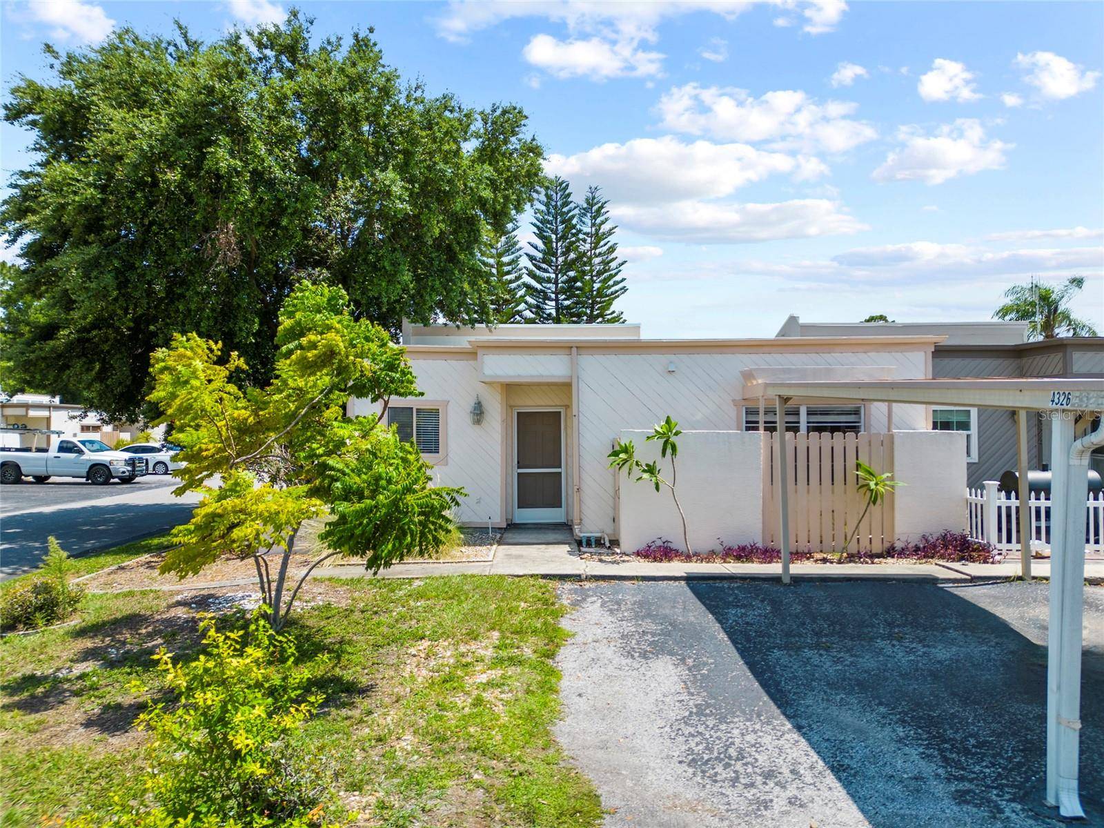 Holiday, FL 34691,4326 FERN GLEN ST