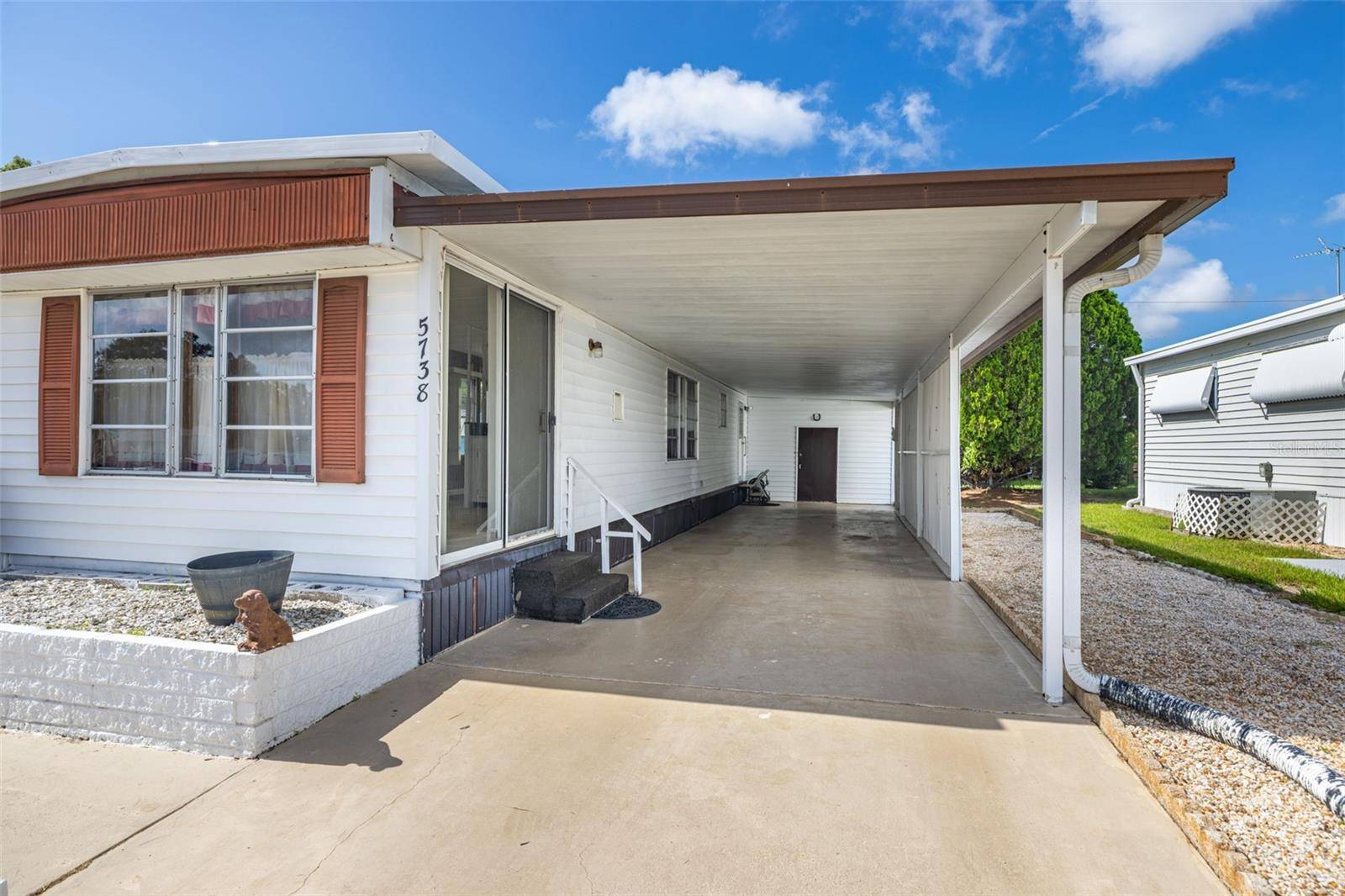 New Port Richey, FL 34652,5738 COLUMBIA DR